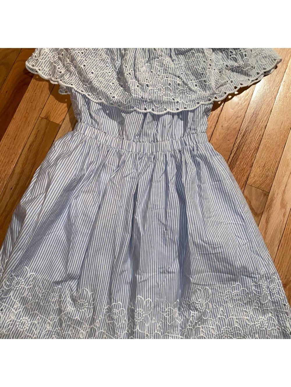 CeCe Off The Shoulder Flounce Dress - Picture 3 of 5